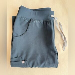 Figs Kade Cargo Scrub Pant - Size M - Dark Harbor